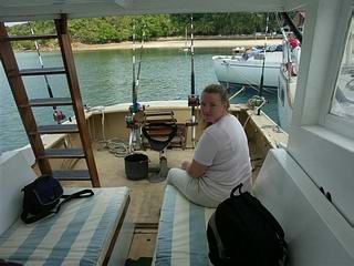 Tanja auf dem Boot, kurz vor dem Auslaufen