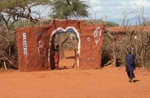 Eingang zum Masai Dorf